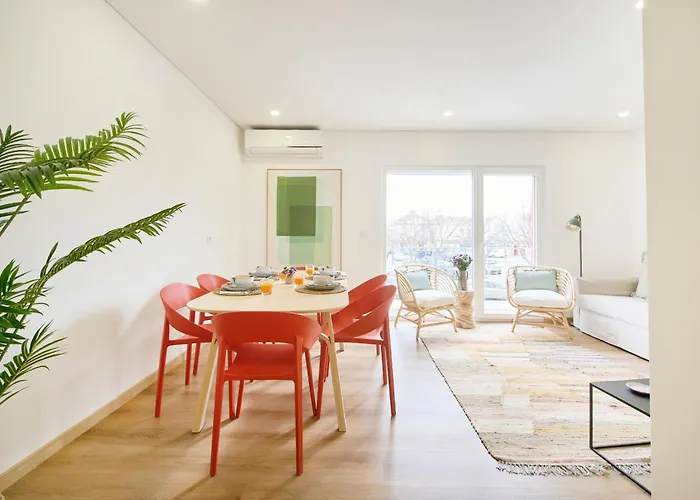 Beachside Modern Flat With Ac, By Timecooler