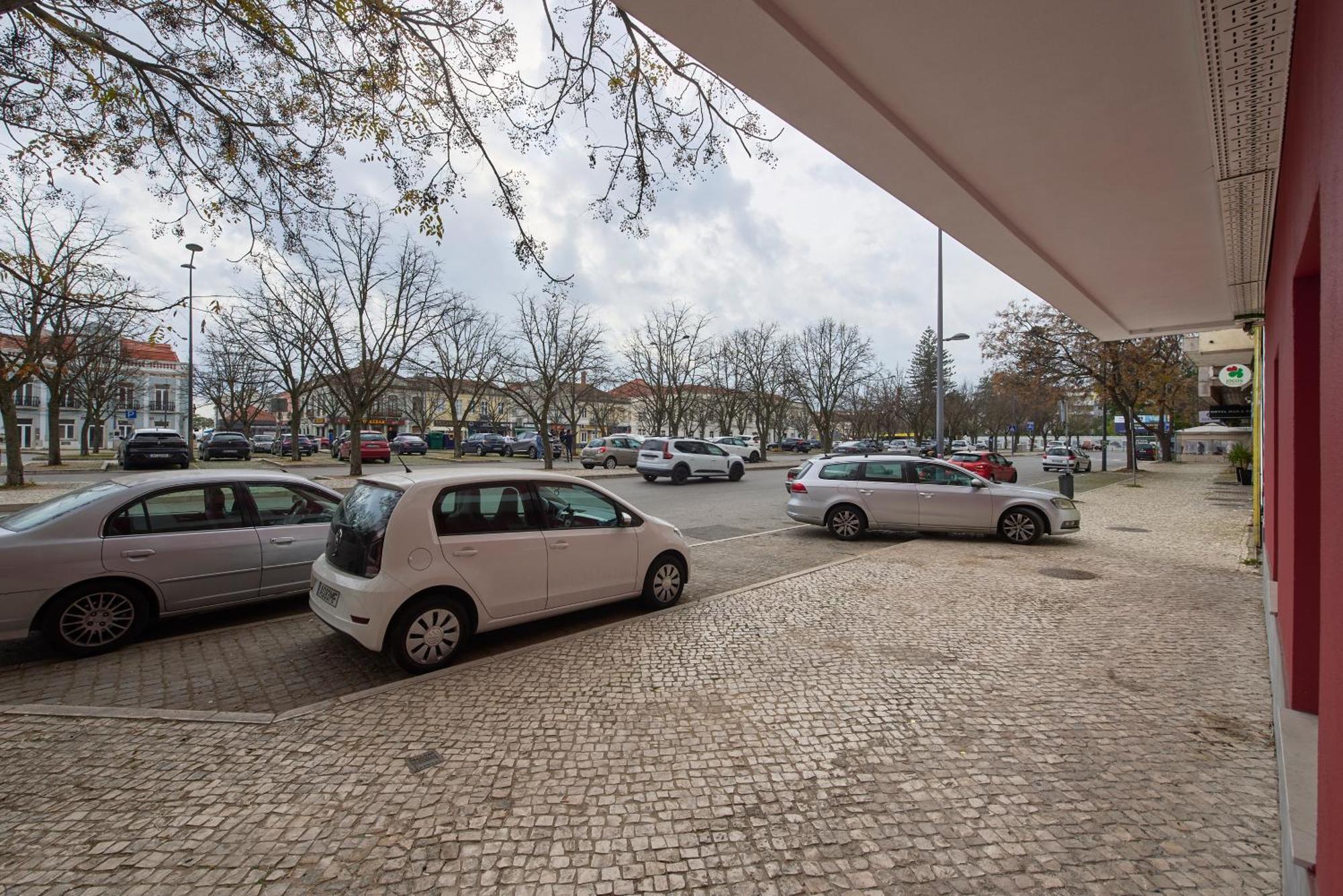 Beachside Modern Flat With Ac, By Timecooler Apartment Setubal