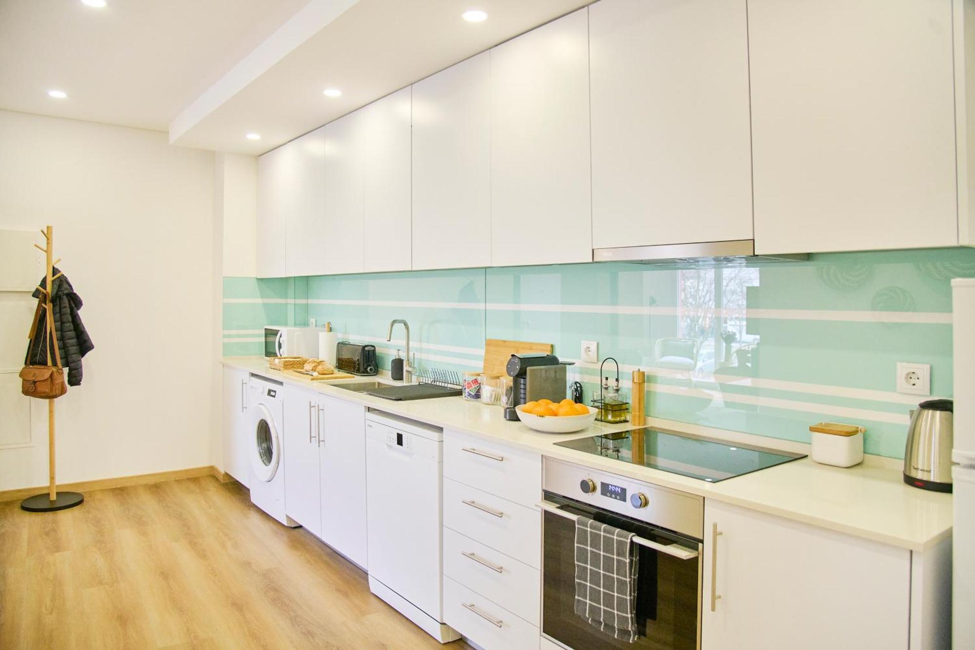 Beachside Modern Flat With Ac, By Timecooler Apartment *