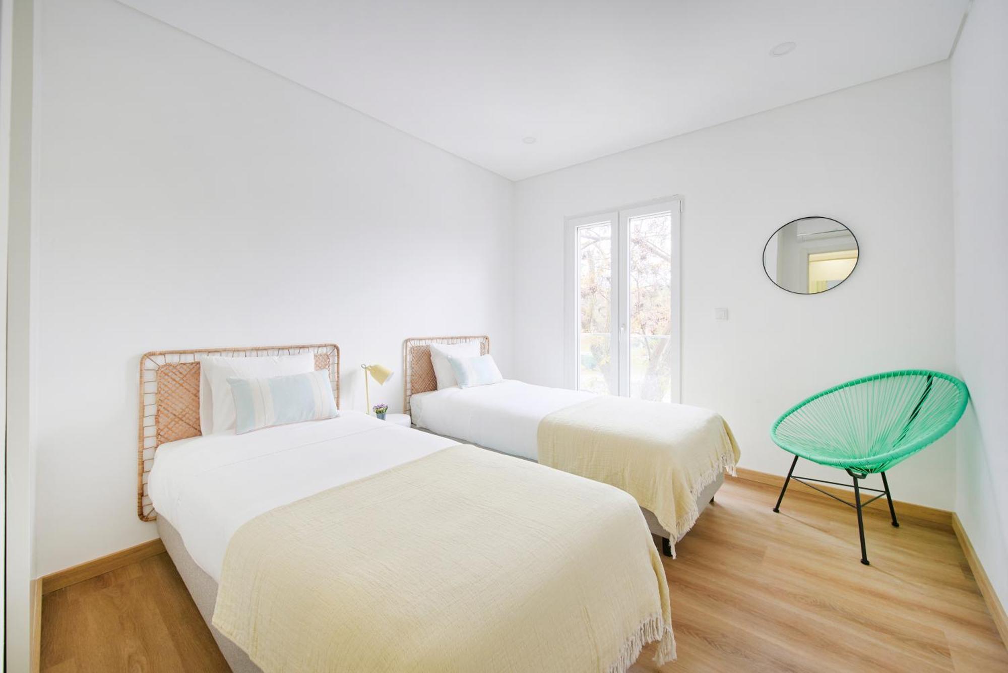 Apartment Beachside Modern Flat With Ac, By Timecooler Setúbal