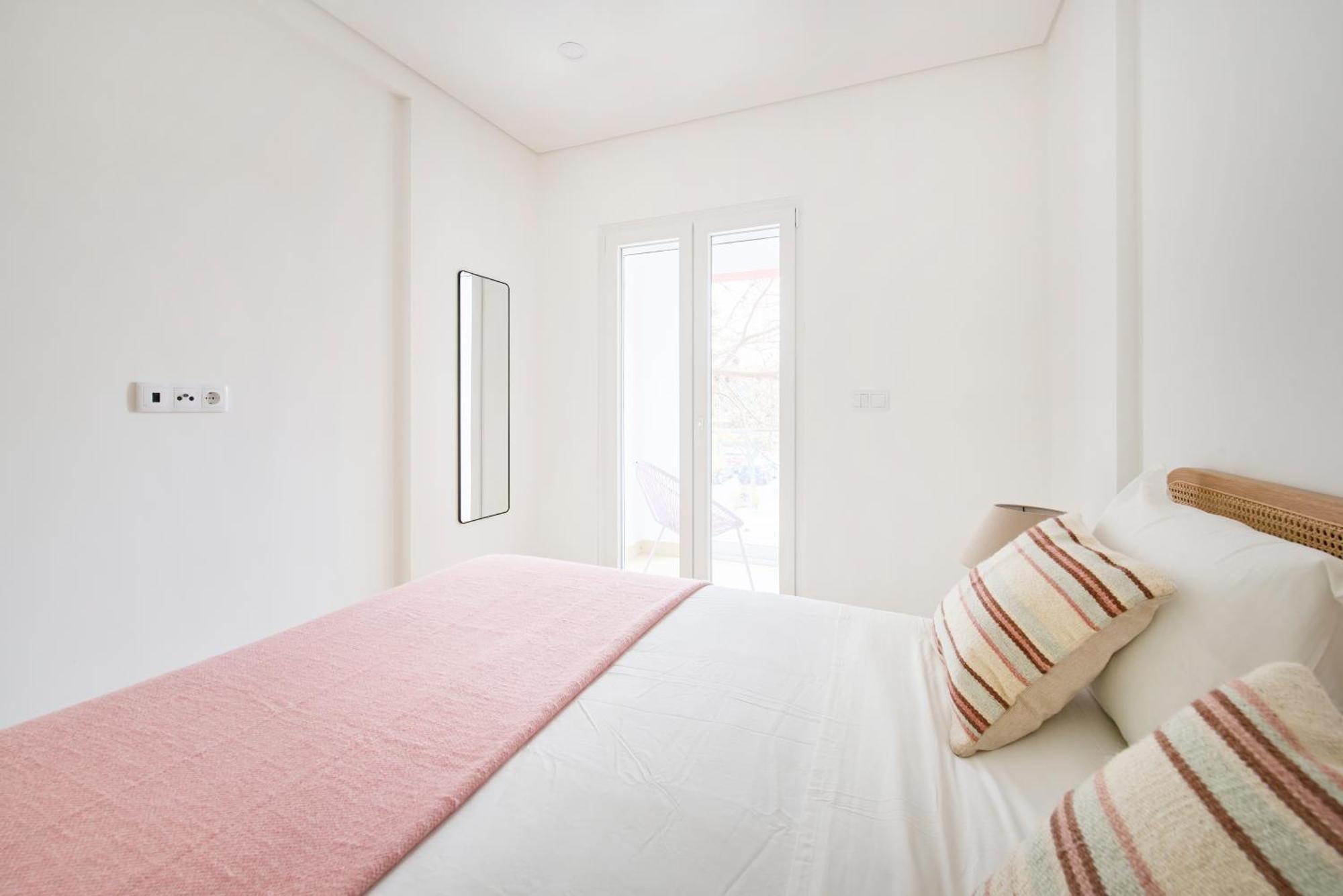 Beachside Modern Flat With Ac, By Timecooler * Setúbal
